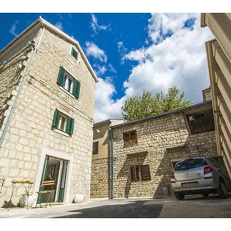 Dominko Apartment Kastela